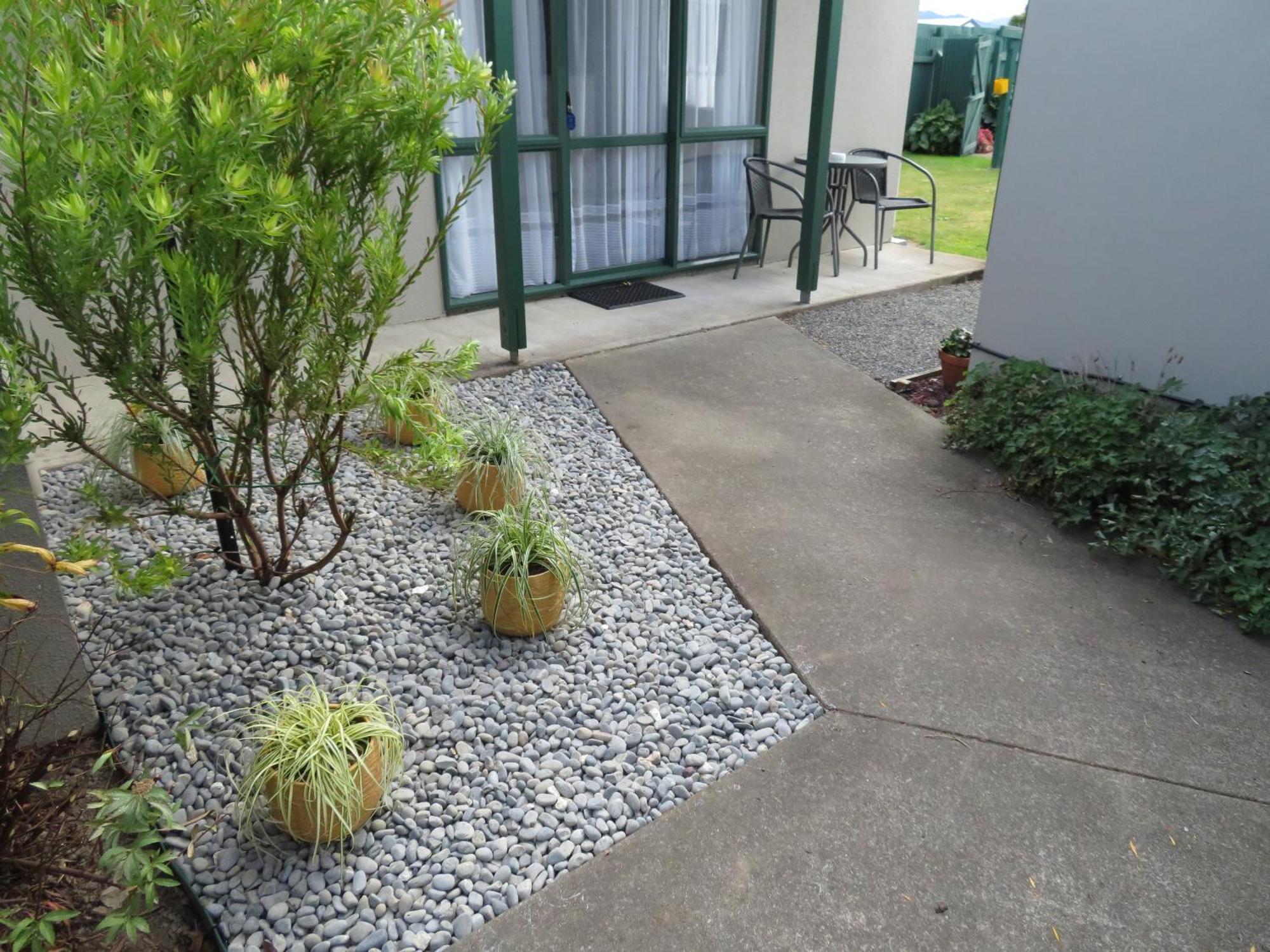 Commodore Court Motel Blenheim Bagian luar foto